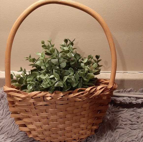 Hanging Wicker Basket with Greenery - Picture 2 of 2